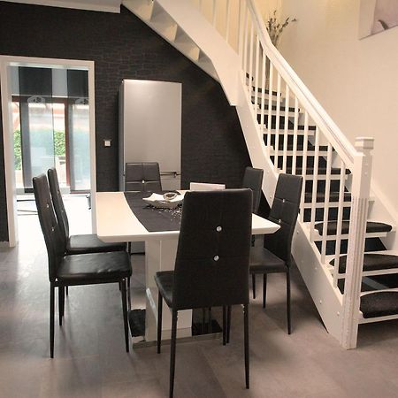 Zum Kaeutzchen 120Qm Ferienhaus 8 Personen 4 Schlafzimmer Nossentiner Huette Экстерьер фото