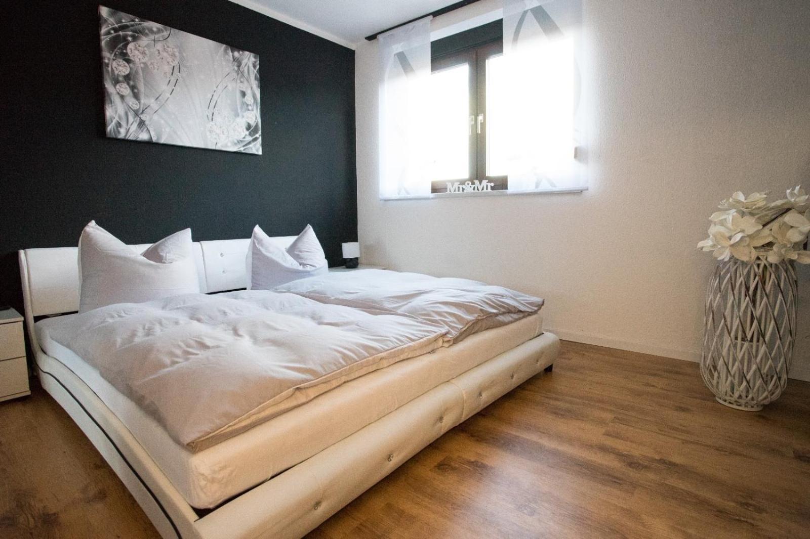 Zum Kaeutzchen 120Qm Ferienhaus 8 Personen 4 Schlafzimmer Nossentiner Huette Экстерьер фото